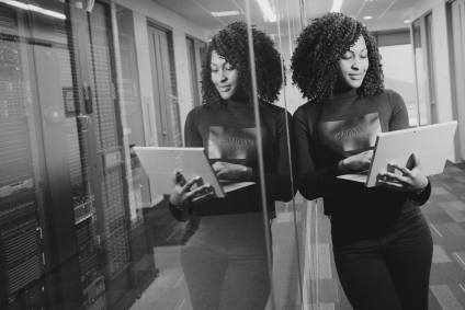 Cybersecurity SOC analysts